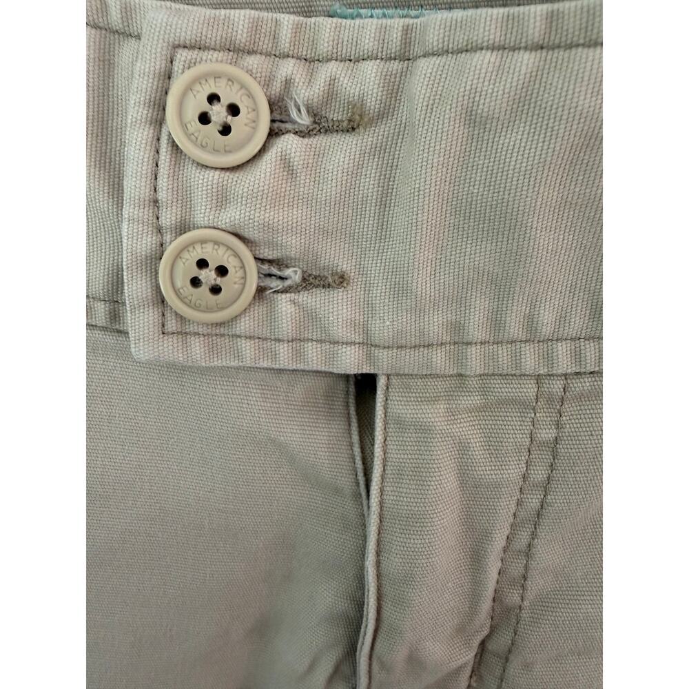 American Eagle Stretch Khaki Bermuda Shorts Women’s Size 8 Casual Neutral Capri - Picture 4 of 8